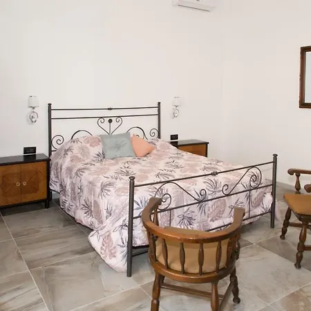 Mararetusa Tourist Appartament For Rent Breve - Ortigia Island Siracusa Apartman *